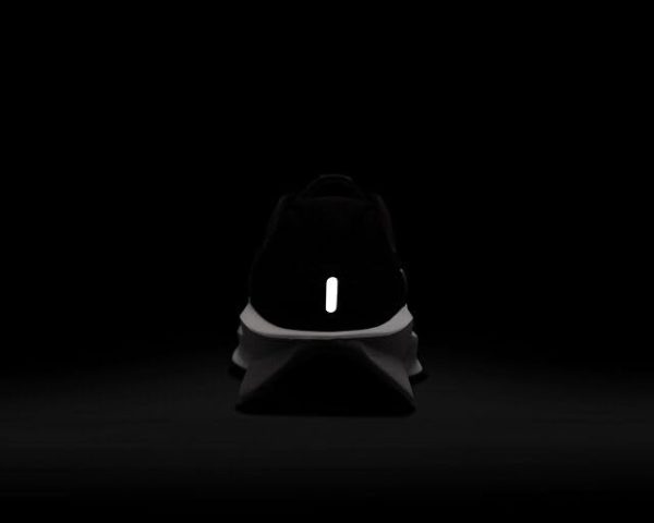 Nike Men's Sneaker - Image 3