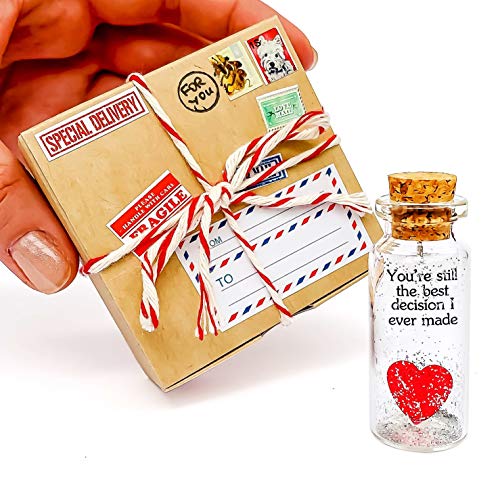 Anniversary Gifts for Him and Her on Valentine’s Day – Romantic Present to Boyfriend or Girlfriend – Personalized Gift to Wife and Girlfriend
